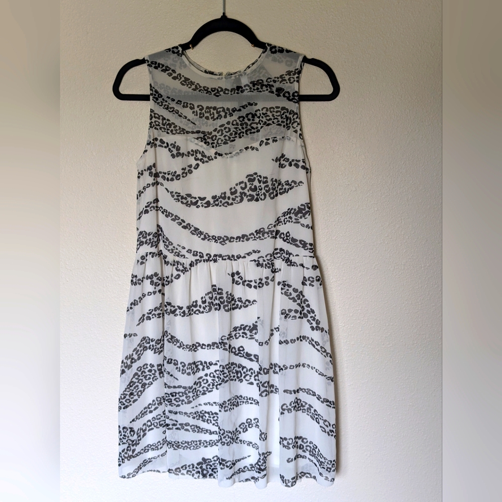 Kensie White and Black Patterned Sleeveless Dress Size S